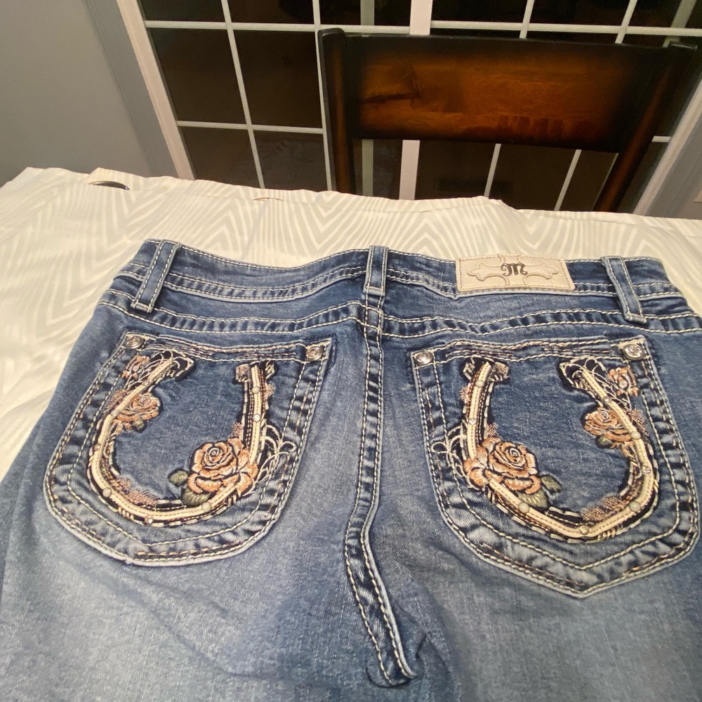 Miss Me Capris